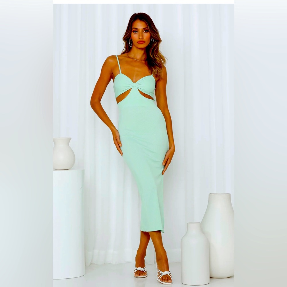 NWT Revolve Nordstrom MIDNIGHT RUSH MIDI DRESS GREEN